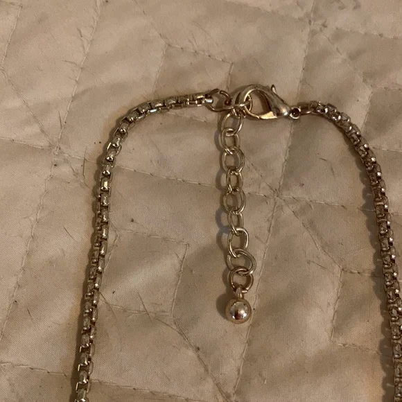 Statement necklace - Picture 4 of 4